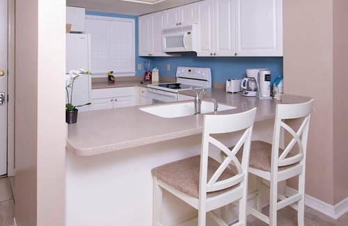 Orange Beach Condo | Sunswept 203 2/2 Nicely Updated Coastal Condo* Amazing View*