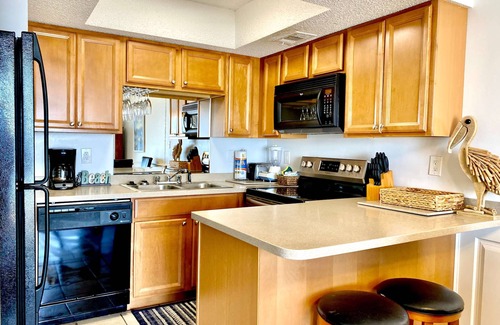 Orange Beach Condo | SunSwept 505 - 1BR/1.5BA Beachfront condo - Great Location!