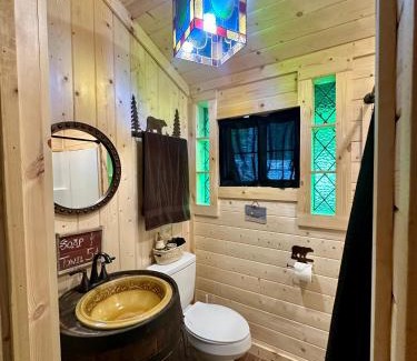 Cosby Villa | The Drake Cabin in The Forest
