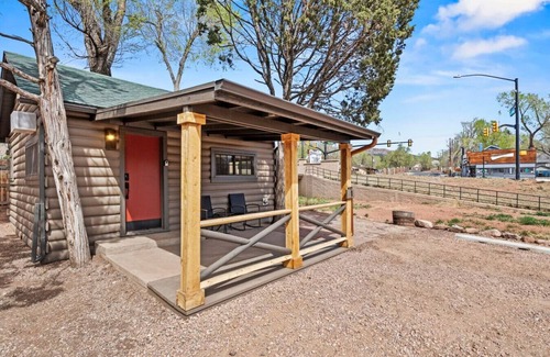 Colorado Springs Cabin | Timber Lodge Cabin #1