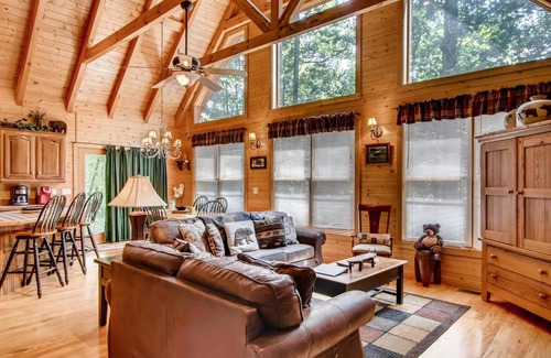 Wears Valley House | Tomahawk Lodge