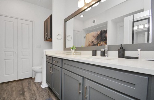 South Central Houston Apartment | Top Tier Stays Hub