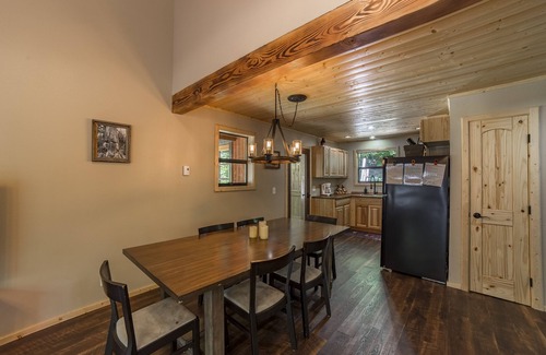 Glacier House | Unplug at this Mt. Baker Cabin in the Hot Tub, enjoy massage chair & rain shower