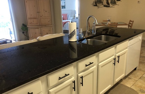 Butler Beach Condo | Updated and comfortable Ocean Hibiscus condo! Great location on Butler Beach!