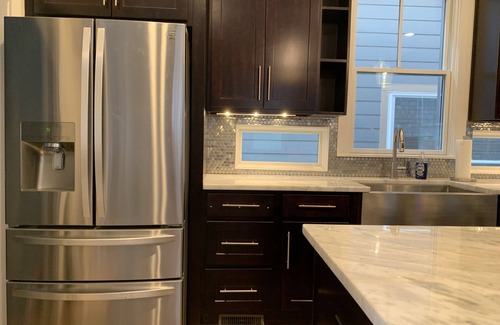 Buena Vista House | Updated: Bachelorette HQ + Roof Deck, Walk to Broadway 5bath, 3kings-12 twins