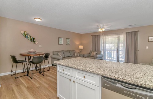 Surfside Beach House | Updated Second Floor Condo - 1 Bedroom - Only 2 Miles To The Beach! Golf Colony 17-G