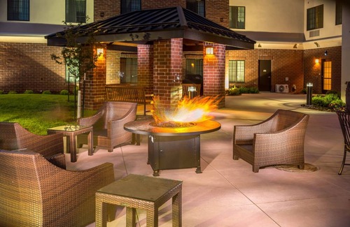 Northfield Hotel | Hotel ∙ 2 bedrooms ∙ 6 guests