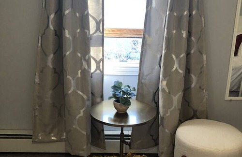 Lower Washington - Mount Hope Resort | Private room ∙ 2 guests