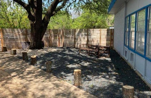 North Austin Civic Association House | 26 m² Motel ∙ 4 guests