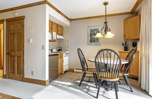 Vail Condo | Vail Mtn View and Rooftop Hot Tub LH314