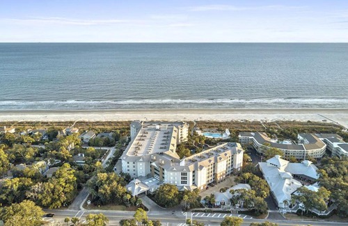 North Forest Beach House | Villa de Goulet by Five Star Properties