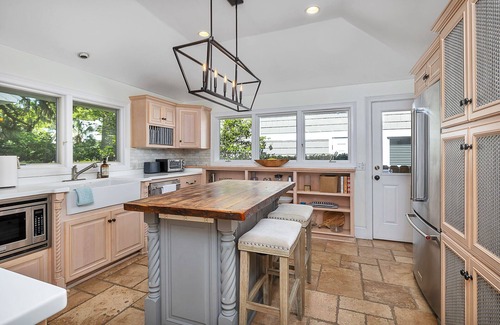 Demere Park House | Village Revival! Perfect Village/Beach Location, Fully Renovated, Summer Passes to Neptune Park Fun Zone!