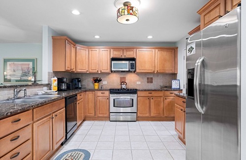 Palmetto Dunes Condo | Walk to the beach: Central Island Villa awaits you - stay and experience it!