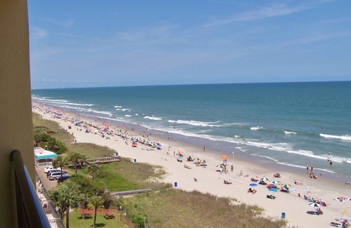 Myrtle Beach Condo | WATCH THE TIDE ROLL IN FROM THIS STUDIO CONDO IN MYRTLE BEACH