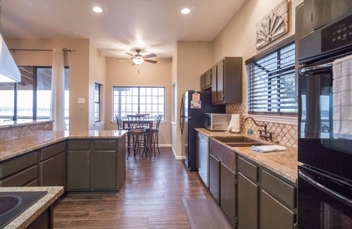 Canyon Lake House | Water's Edge Retreat - sweeping views from Canyon Lake waterfront, sleeps 12!