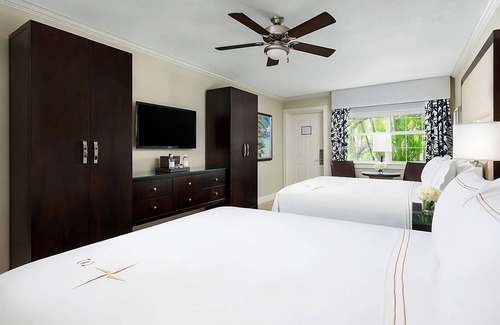 Uptown - Upper Duval House | Welcome to Paradise! Discover the History and Soul of Key West! Nightlife!