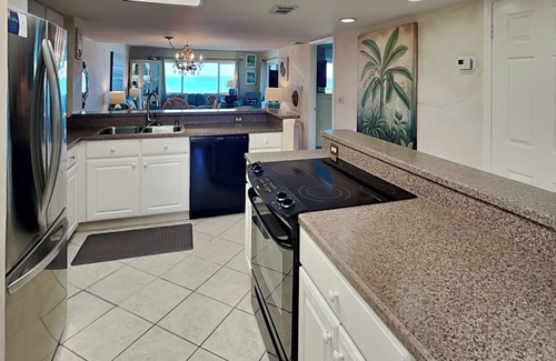 Crescent Beach Condo | Windjammer 412 | Oceanfront Condo with Balcony, Resort Pool, Tennis, Grill Area