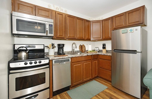 Waikiki Condo | 1 Block from World-Famous Waikiki Beach in the Heart of Waikiki! FREE Parking