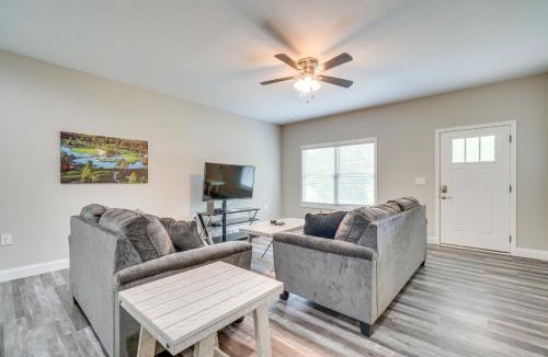 Crossville House | 1 Mi to Dtwn Crossville Spacious Home with Patio!