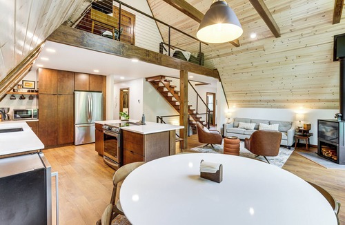 Alpine Lake House | 1 Mi to Resort Beach: Alpine Lake A-Frame!