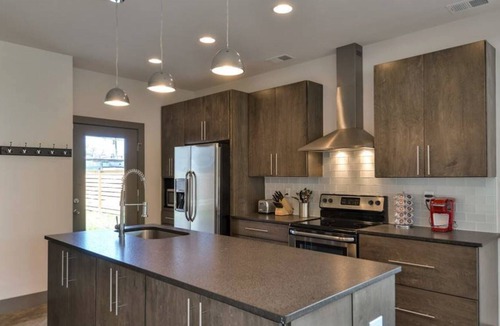 Rutledge Hill House | 1 Mile to Downtown with a Rooftop Patio!