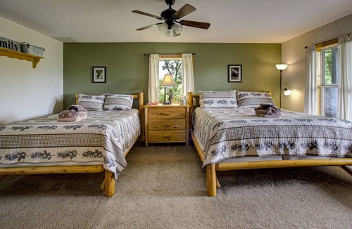 Wears Valley Cabin | 10% Discount for Military, Educators, First Responders, and Church Groups!