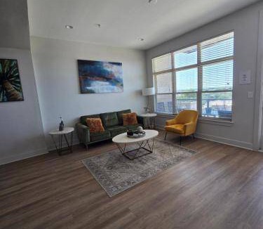 Deep Ellum Apartment | 102 m² Apartment ∙ 2 bedrooms ∙ 6 guests