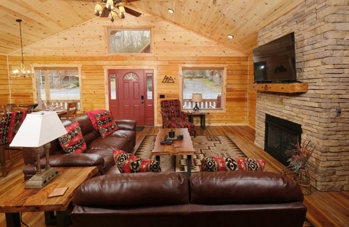 White Oak Lodge Cabin | 102 m² Cabin ∙ 2 bedrooms ∙ 6 guests