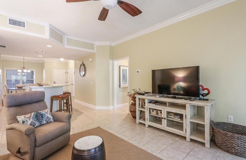 North Forest Beach Villa | 102 Northshore Place