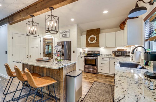 Ellijay Cottage | 106 m² Cabin ∙ 2 bedrooms ∙ 4 guests