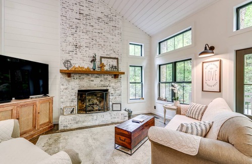 Ellijay Cottage | 106 m² Cabin ∙ 2 bedrooms ∙ 4 guests