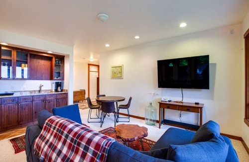 Whatcom County Apartment | 111 m² Apartment ∙ 3 bedrooms ∙ 6 guests
