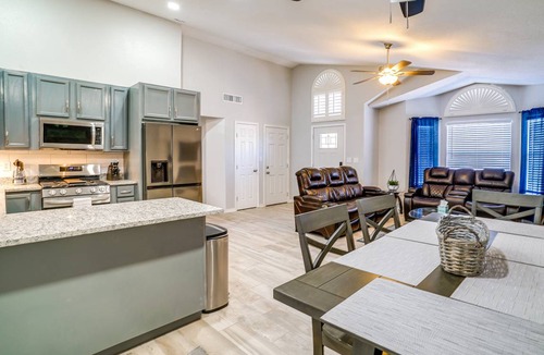 Biggs Field House | 114 m² House ∙ 3 bedrooms ∙ 5 guests