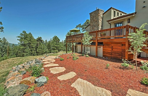 Doubleheader House | 12 Mi to Red Rocks: Morrison Home w/Deck