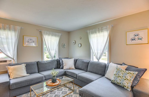 Wakefield-Peacedale Apartment | 121 m² Apartment ∙ 3 bedrooms ∙ 6 guests