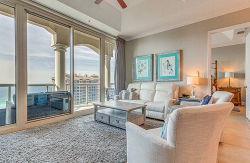 Pensacola Beach Apartment | 123 m² Apartment ∙ 2 bedrooms ∙ 8 guests