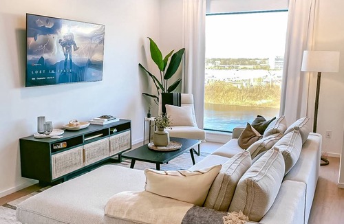 North Capitol Apartment | 135 m² Loft ∙ 2 bedrooms ∙ 4 guests