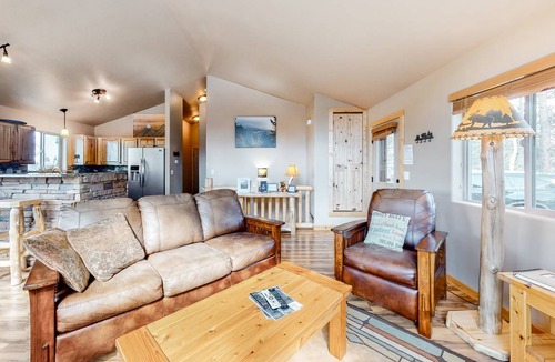 Rainbow Valley House | 152 m² House ∙ 3 bedrooms ∙ 6 guests