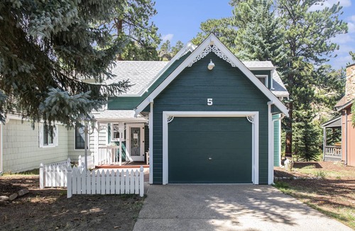 Estes Park House | 153 m² House ∙ 3 bedrooms ∙ 8 guests