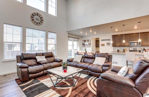 Commerce City House | 16 Mi to Denver Spacious Commerce City Home!