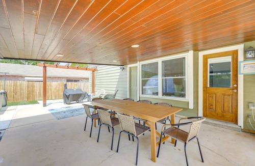 Live Oak House | 165 m² House ∙ 4 bedrooms ∙ 12 guests