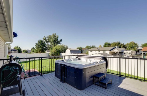 Clearfield House | 167 m² House ∙ 3 bedrooms ∙ 6 guests
