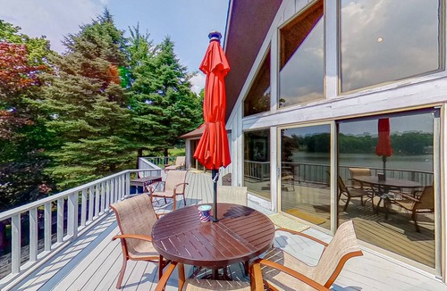 Paw Paw House | 168 m² House ∙ 3 bedrooms ∙ 9 guests