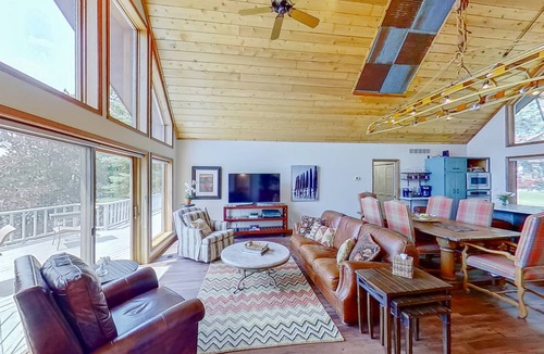 Paw Paw House | 168 m² House ∙ 3 bedrooms ∙ 9 guests