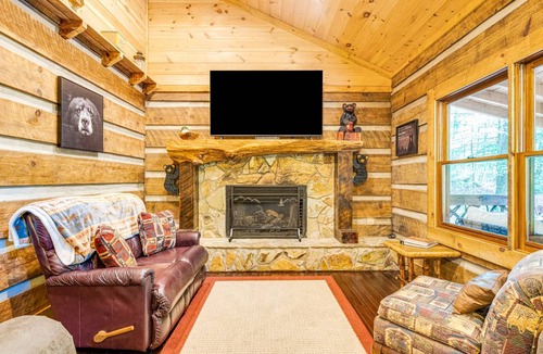Hidden Lake Cabin | 171 m² Cabin ∙ 3 bedrooms ∙ 8 guests