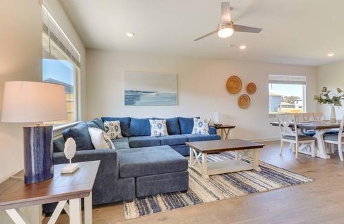 McNeil House | 172 m² House ∙ 4 bedrooms ∙ 8 guests
