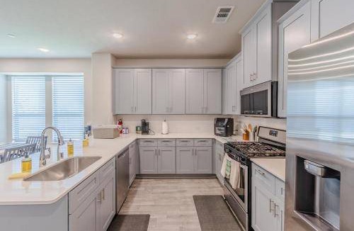 McKinney House | 172 m² House ∙ 8 guests