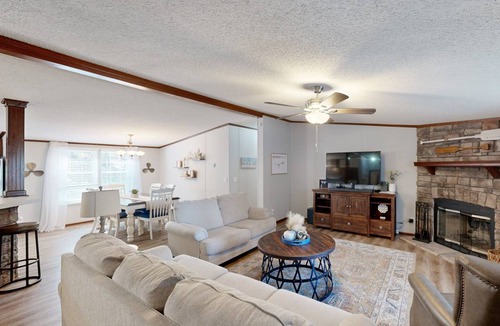 Newberry Shores House | 173 m² House ∙ 3 bedrooms ∙ 6 guests