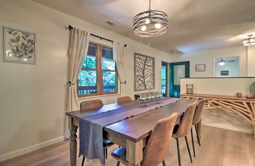 Weaverville House | 173 m² House ∙ 3 bedrooms ∙ 7 guests