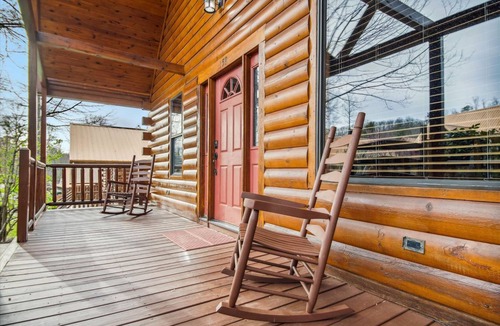 White Oak Lodge Cabin | 174 m² Cabin ∙ 2 bedrooms ∙ 6 guests